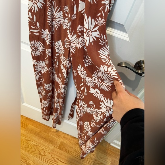 SO Good for Life Floral Jumpsuit Size XS - Picture 4 of 11